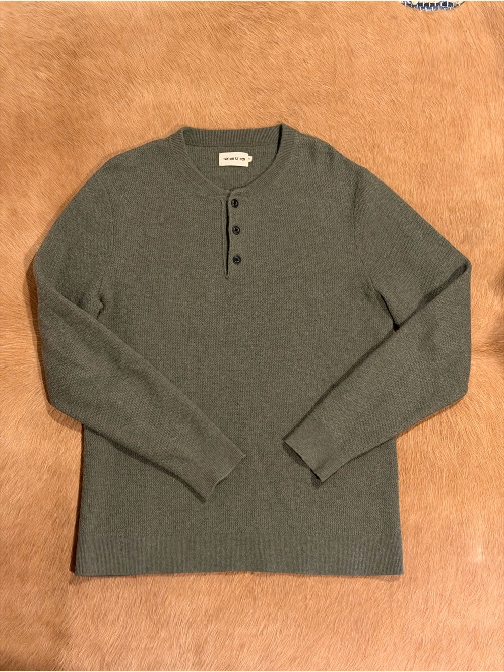 Men's Olive Green Henley Merino Wool Sweater - Taylor Stitch